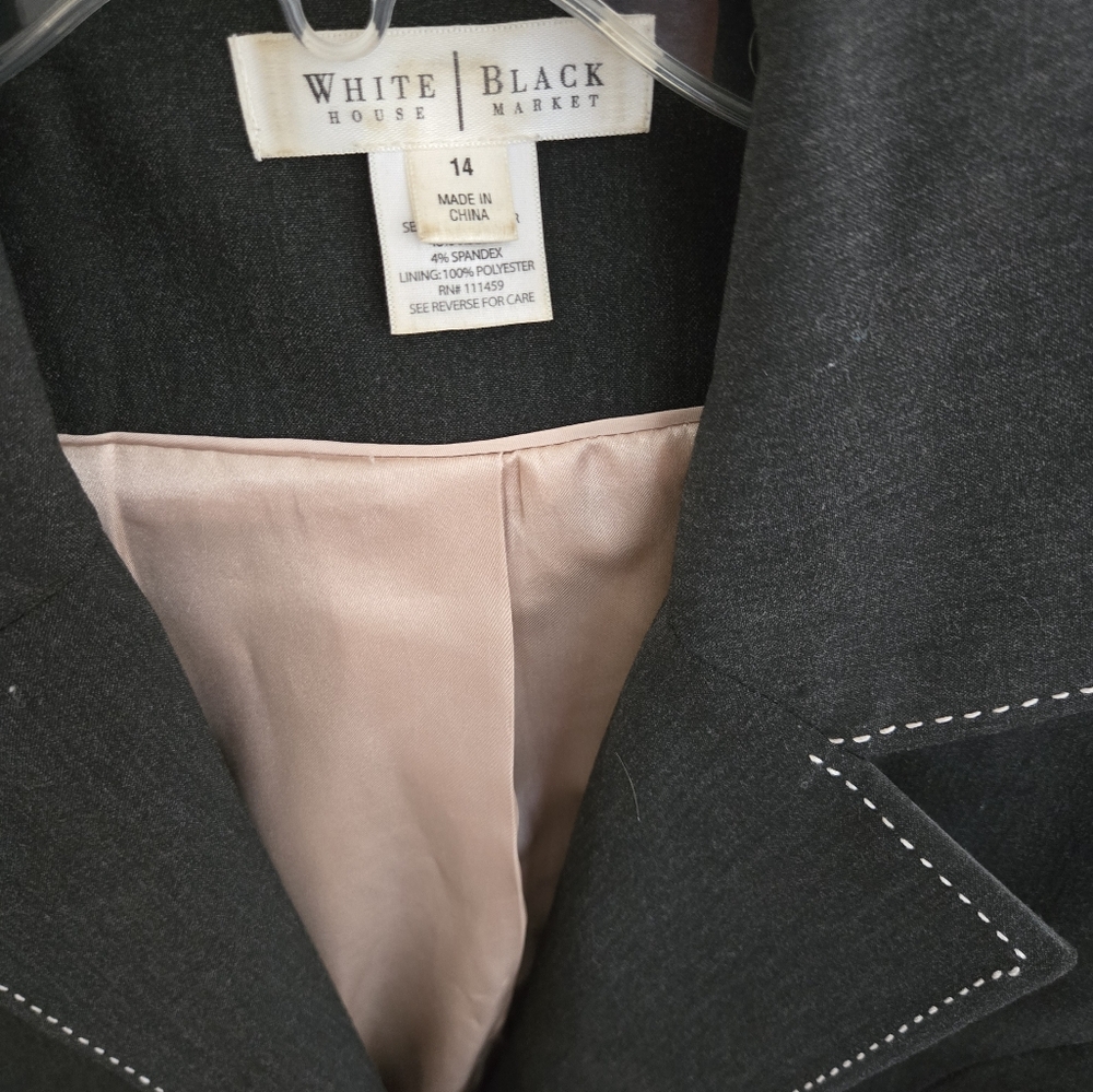 Blazer - Picture 4 of 5